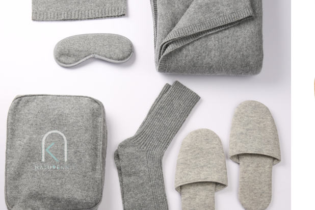 cashmere-travelset-uk Cashmere Travel Set