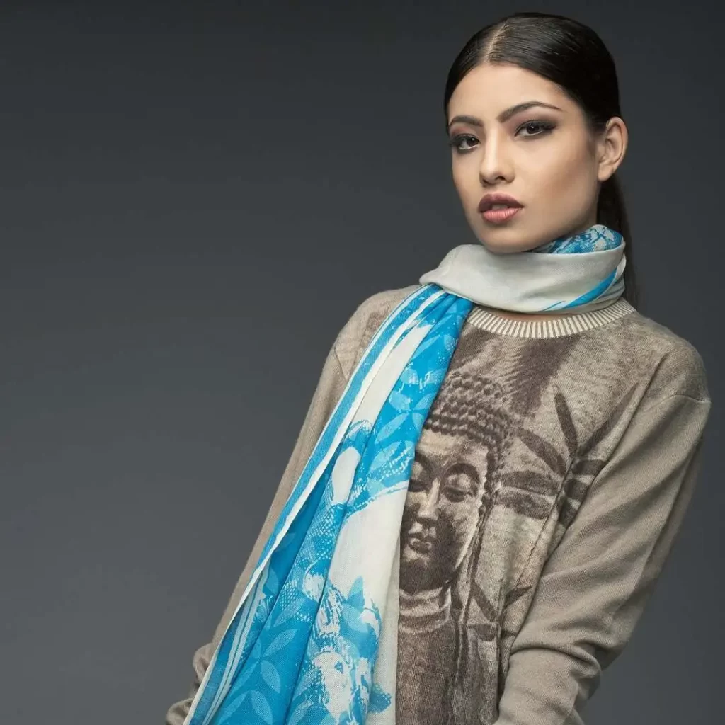 Men exclusive cashmere handmade in nepal , women exclusive cashmere handmade in nepal B2B cashmere nepal